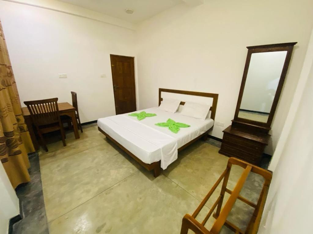 Abi Resort Ahangama Bagian luar foto