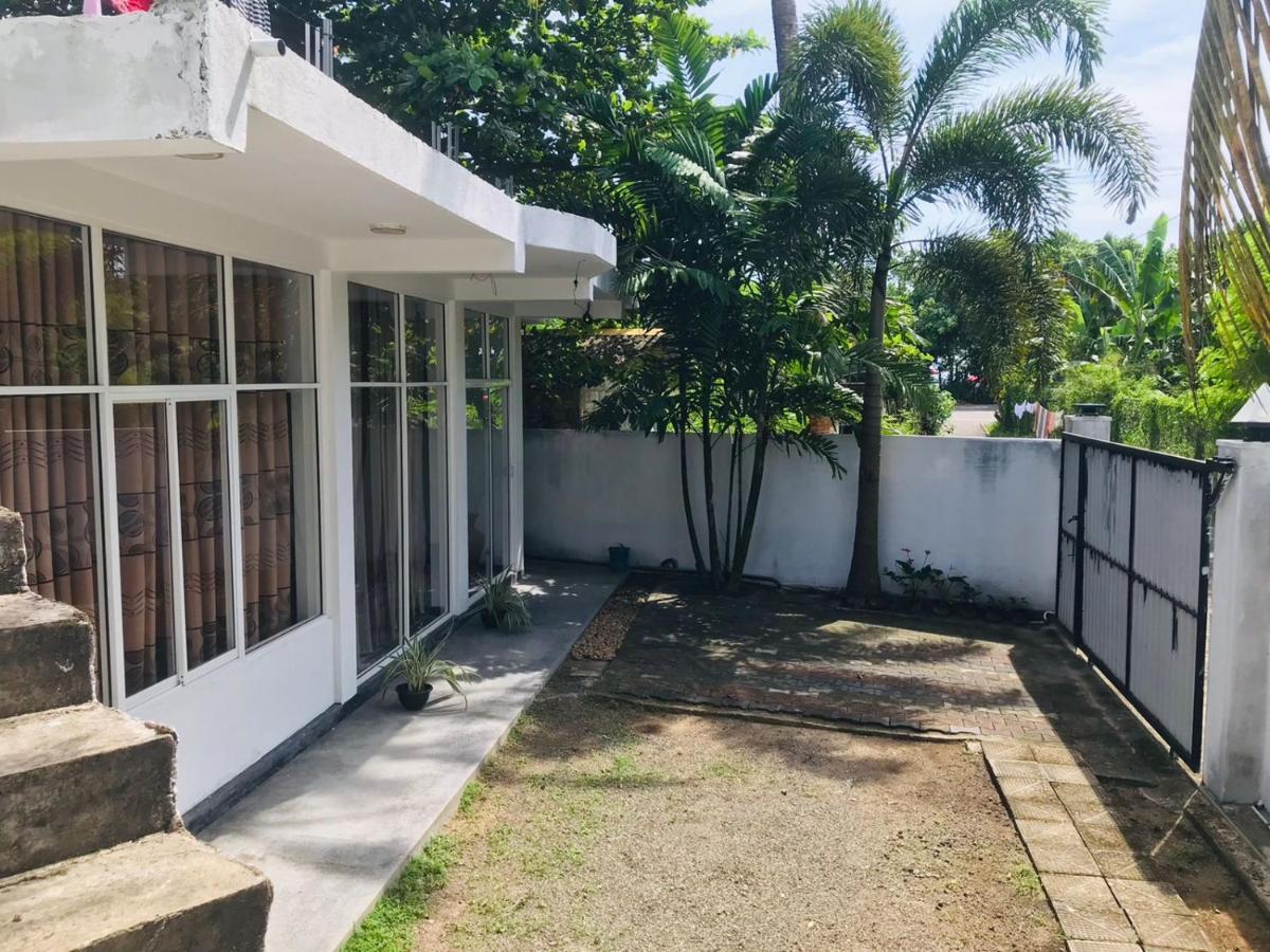 Abi Resort Ahangama Bagian luar foto